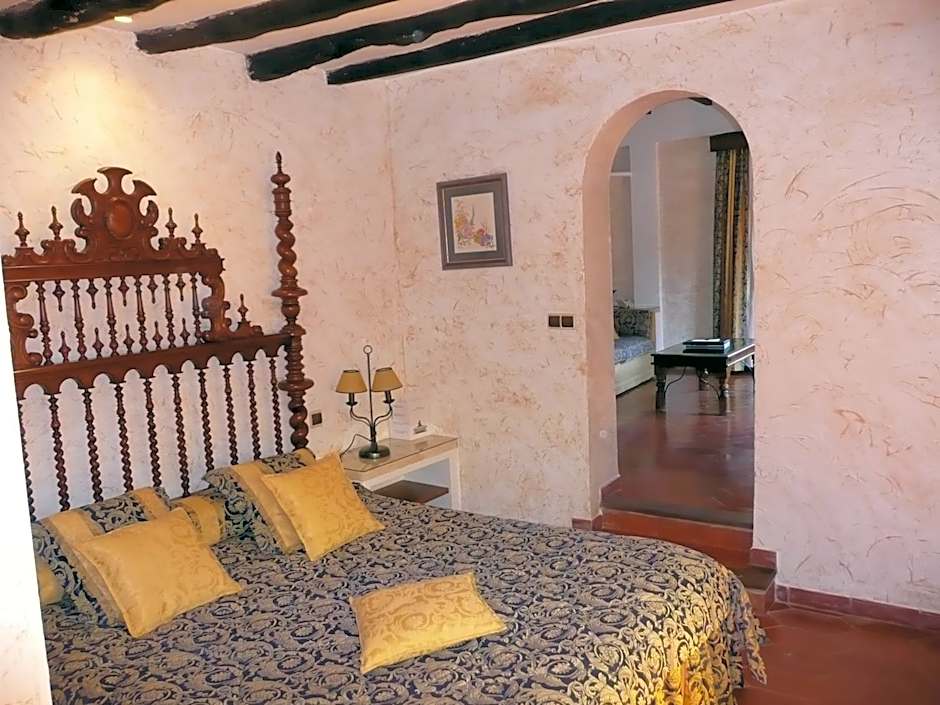 Petit Hotel Ses Rotges