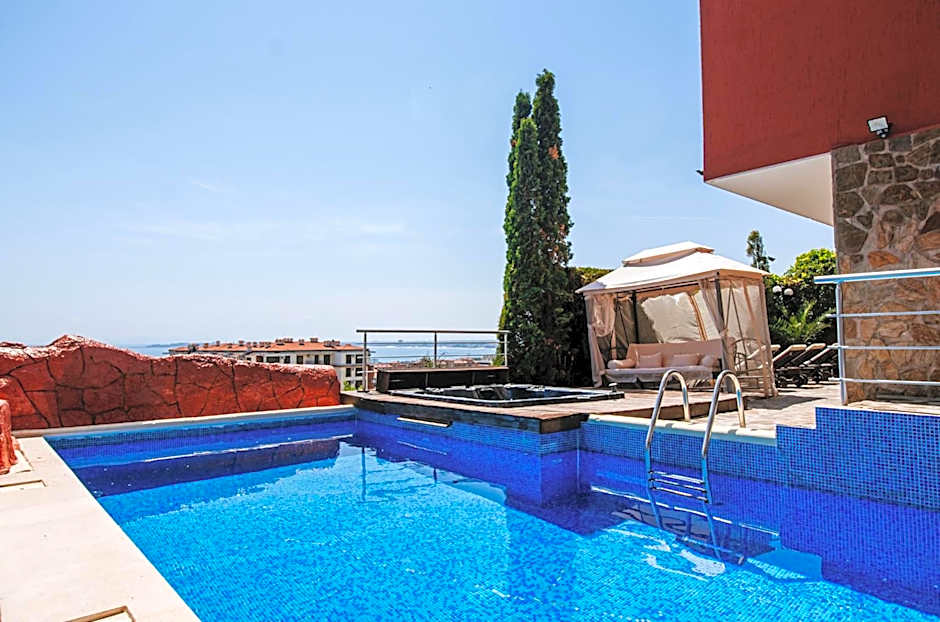 Red Iguana Hotel
