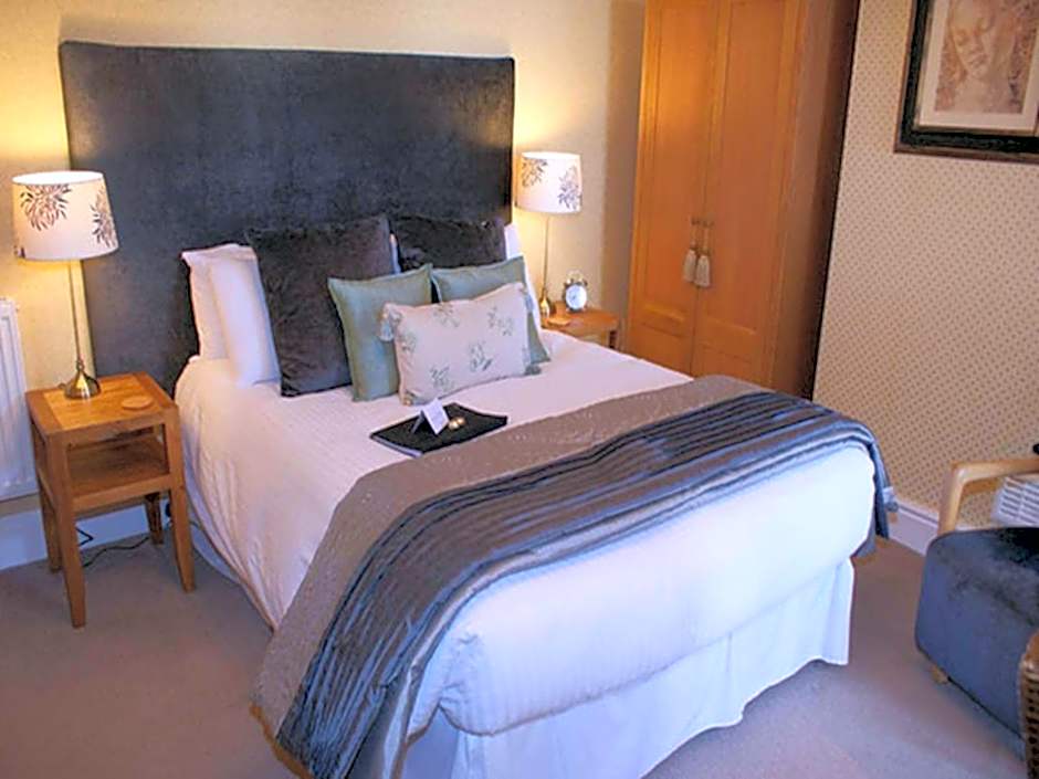 The Ambassador Townhouse