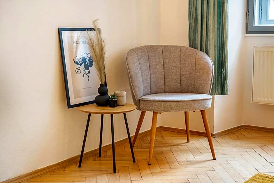 Primavera - Castle view apartments