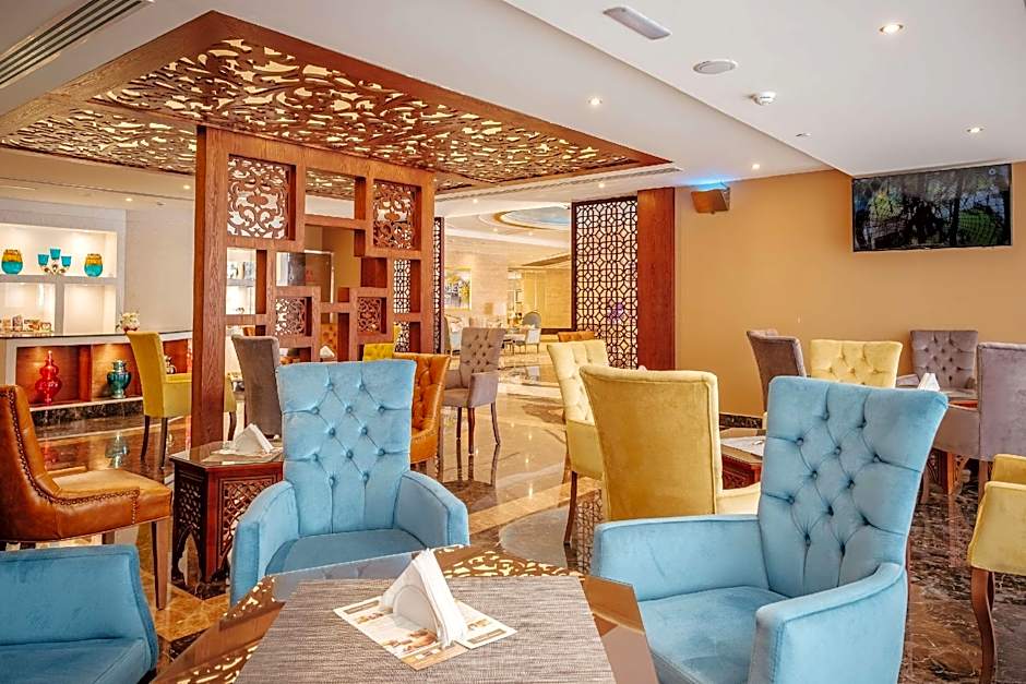 Crystal Plaza Al Majaz Hotel