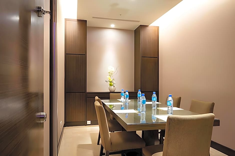 CHECK Inn Taichung LaiLai