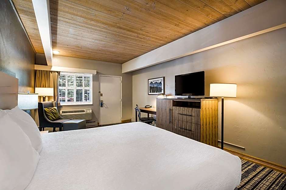 Best Western Antlers