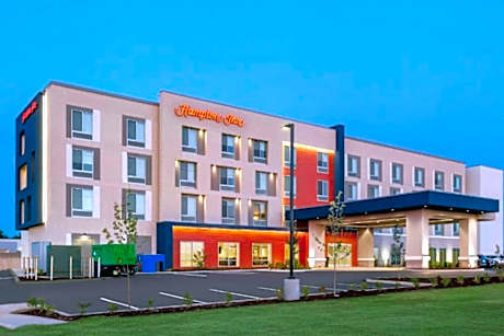 Hampton Inn by Hilton Chelsea