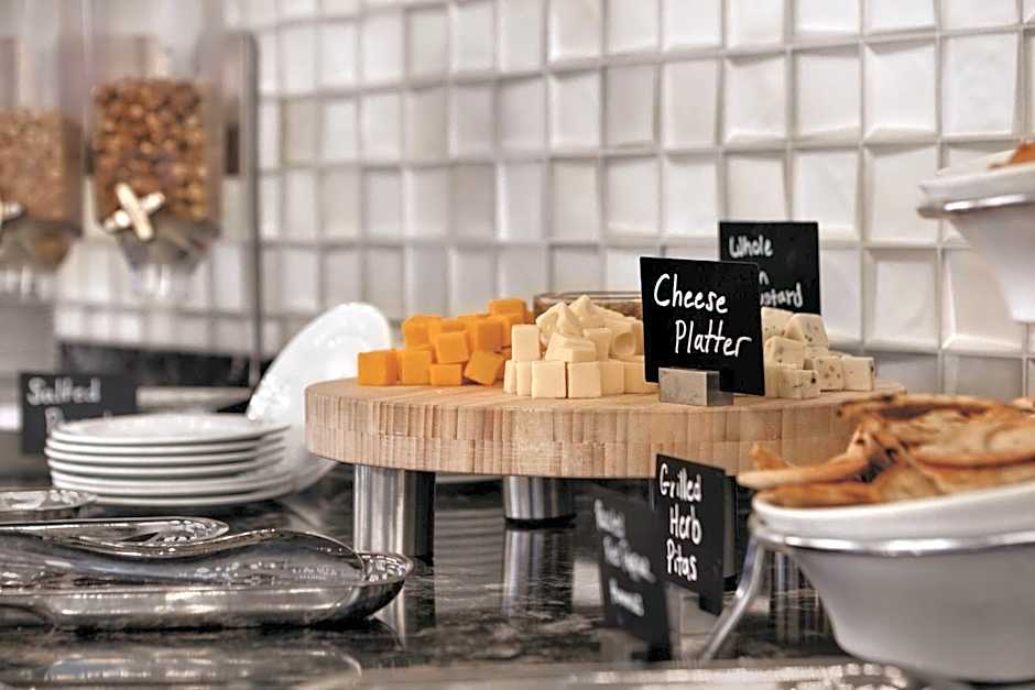 Embassy Suites By Hilton Pittsburgh-Downtown