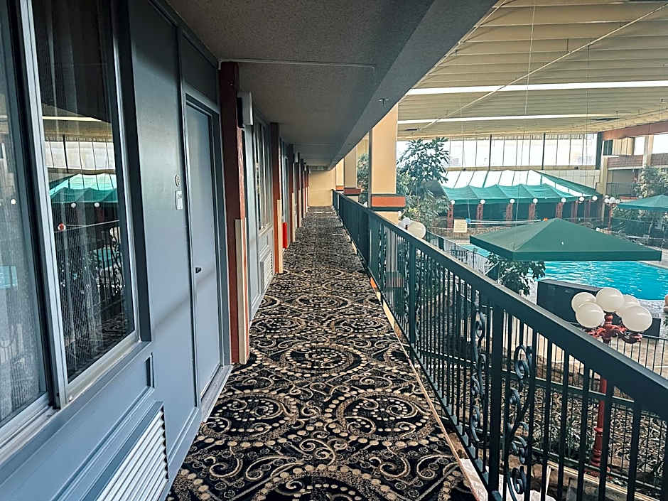 Clarion Inn