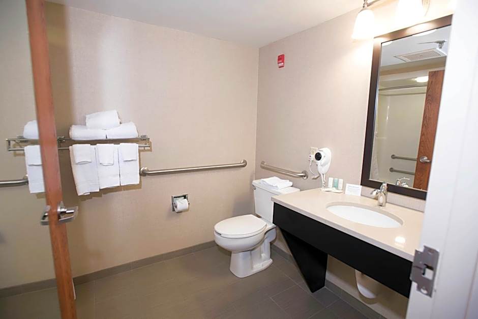 Clarion Inn Cranberry Township