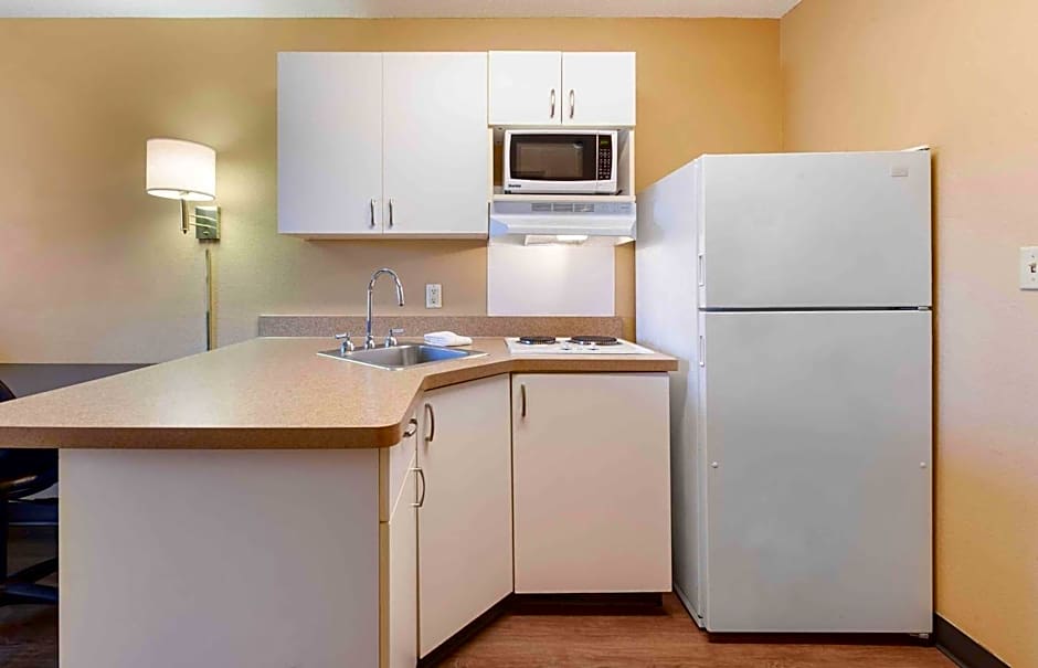 Extended Stay America Select Suites - Appleton - Fox Cities