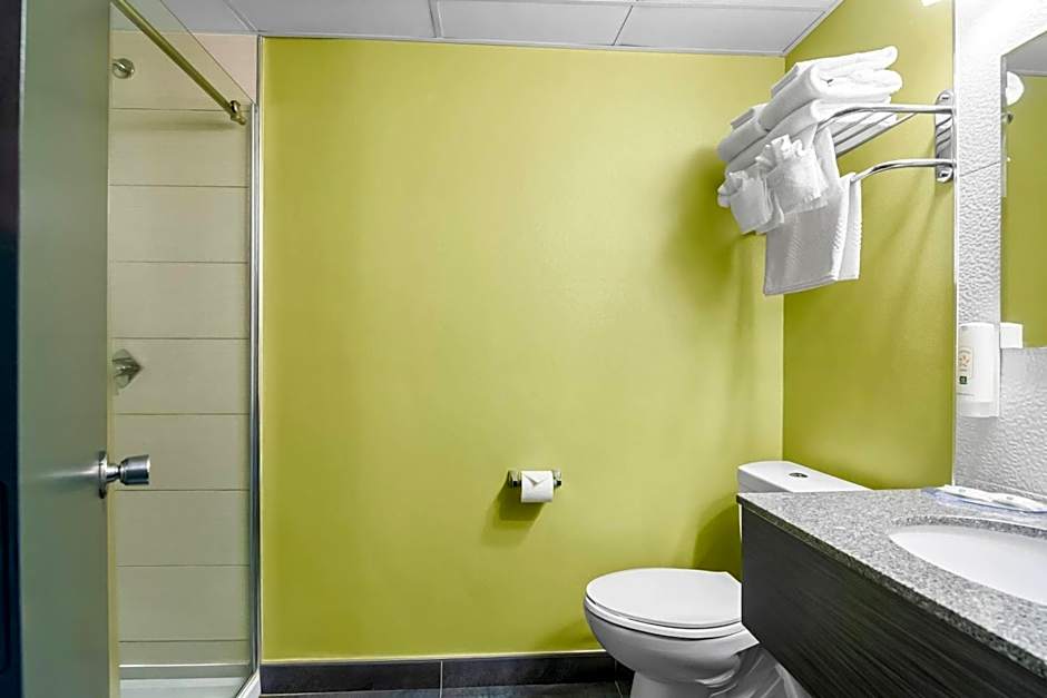 Quality Inn West Springfield
