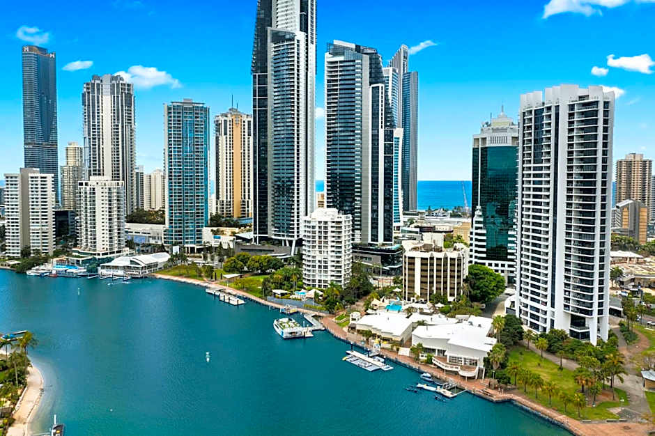 Tiki Hotel Apartments Surfers Paradise
