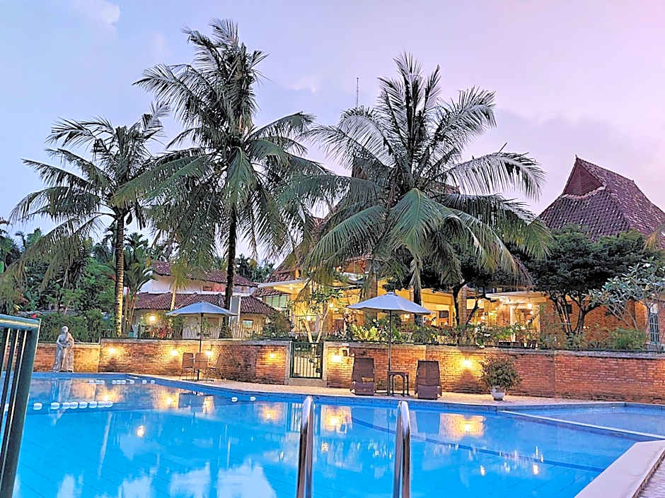 Hotel Deli River and Restaurant Omlandia