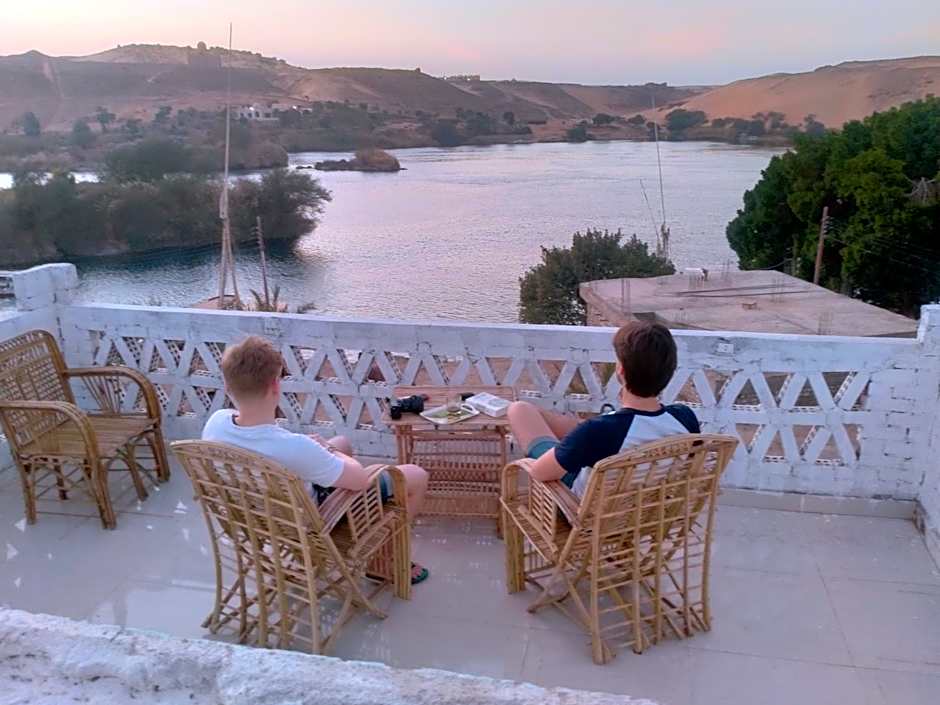 Seko Kato Nile View Hostel