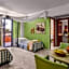 Golden Bay Apartments-Garden Haven