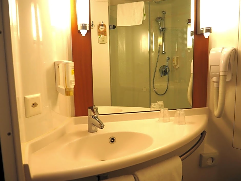 Ibis Geneve Petit Lancy Hotel