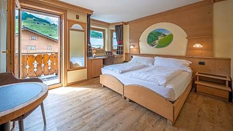 Comfort Double or Twin Room