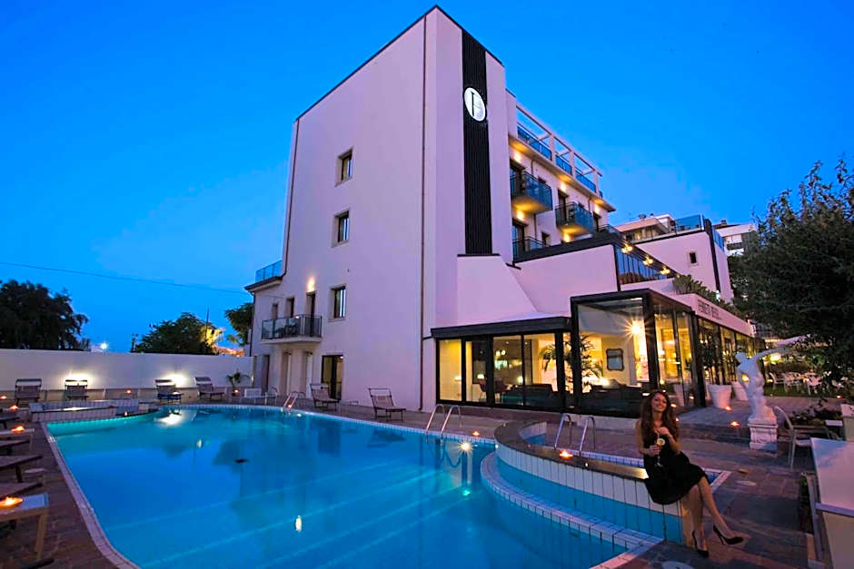 Ferretti Beach Hotel