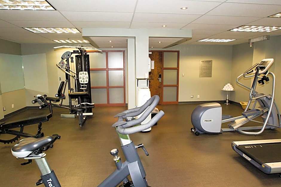 Coast Hotel & Convention Centre