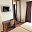 I AM La Posada Hotel and Apartment