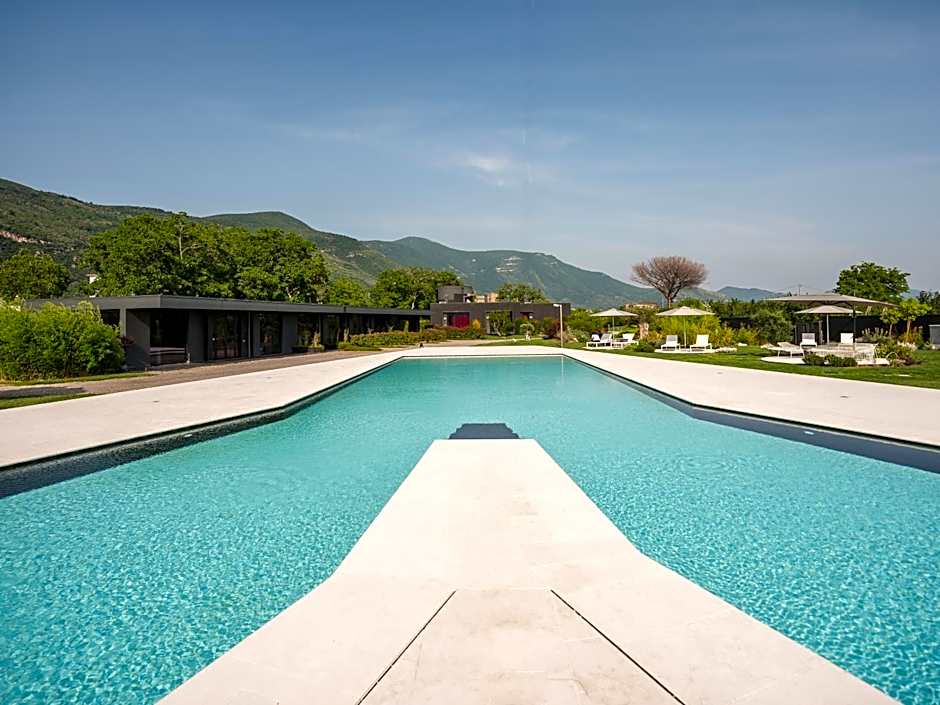 Secret Garden Resort & Spa