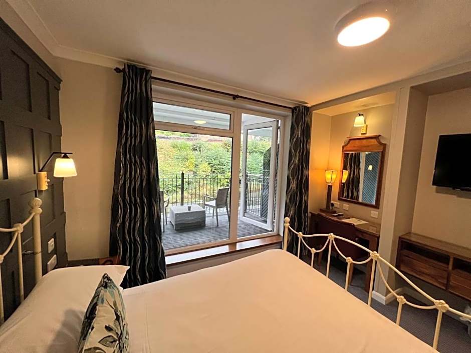 The Chainbridge Hotel