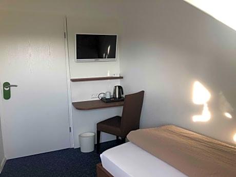 Single Room with Private Bathroom