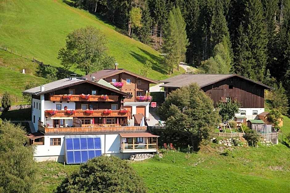 Berggasthof-Ferienbauernhof Habersatt