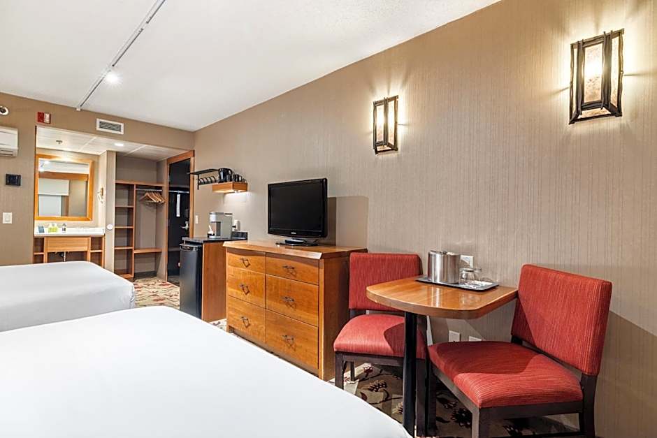 Banff Ptarmigan Inn