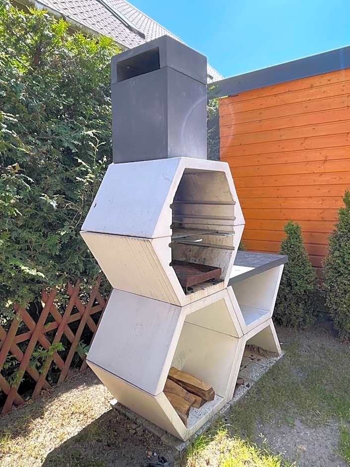 Seaview House with fireplace