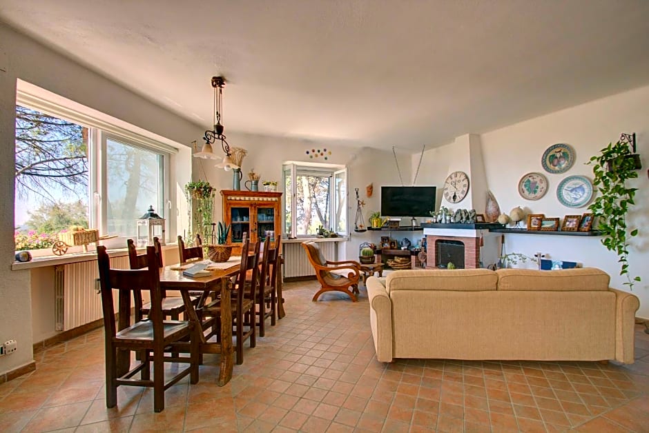 Lacco Terrace Solarium