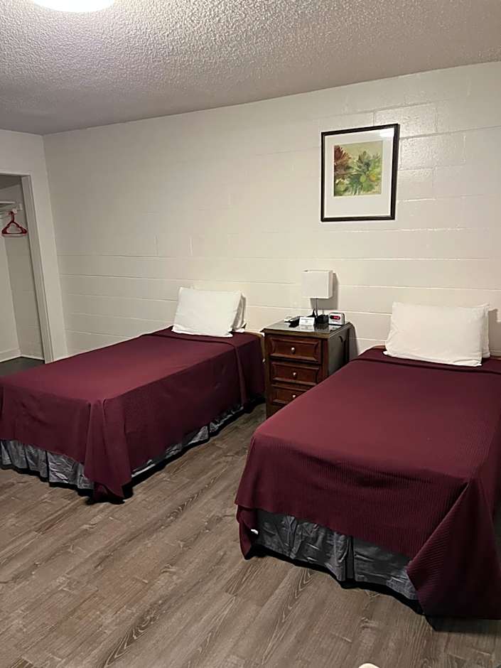 Tip Top Motel