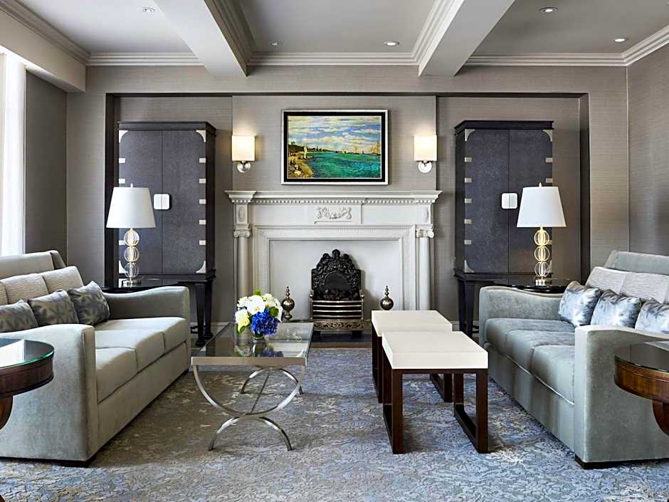 Fairmont Empress Hotel