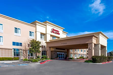 Hampton Inn and Suites Merced