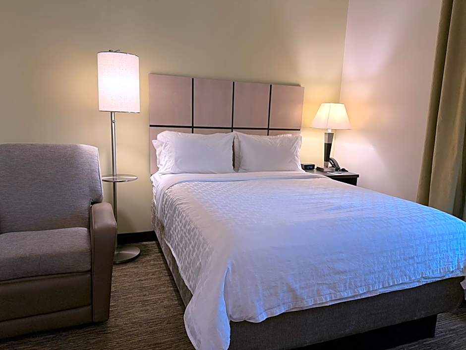 CANDLEWOOD SUITES - JACKSONVILLE - MAYPORT By IHG