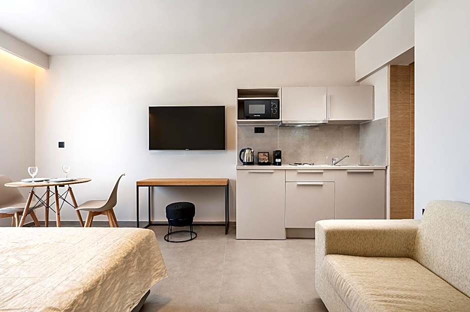 Time to Smile Saline