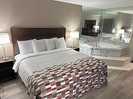 Superior King Room with Jetted Tub Non-Smoking