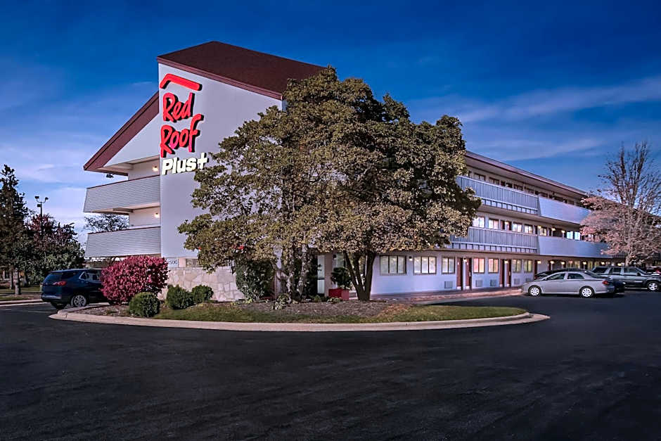 Red Roof PLUS+ Chicago - Hoffman Estates