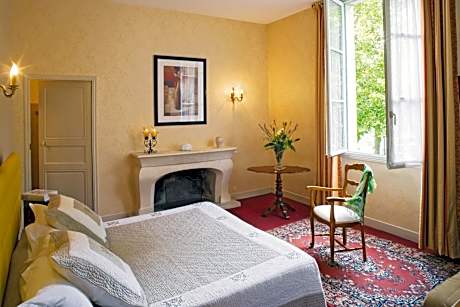 Logis Hôtel Le Plantagenêt