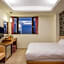 Yadi Hotel