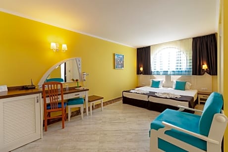 Junior Suite with Balcony