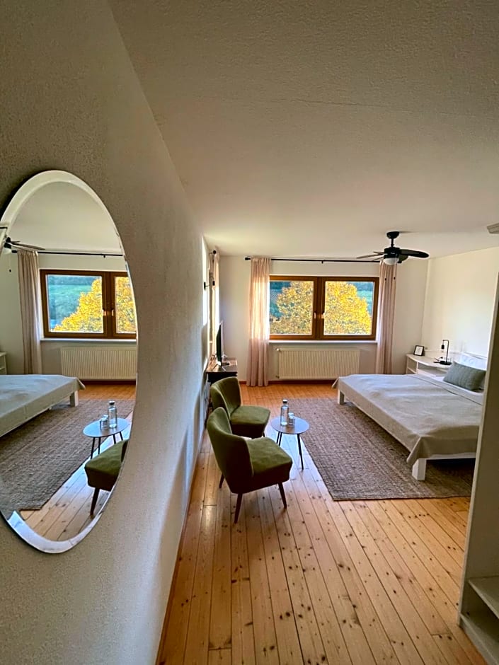 Boutique Guesthouse Das WOHLGEMUTH HEIM Mosel Weingut