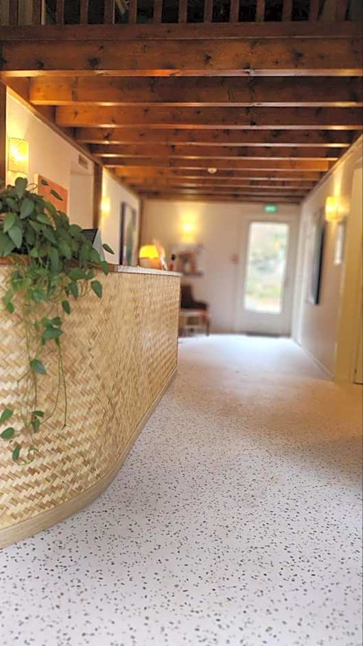 Logis Hôtel La Cascade - Lyon Nord