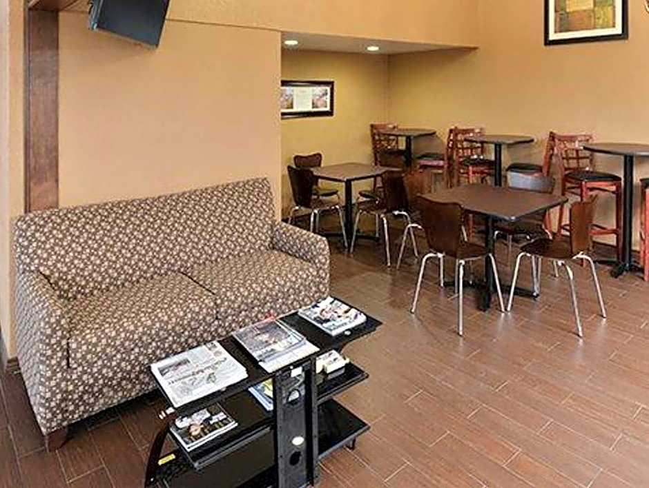 Quality Inn Gonzales