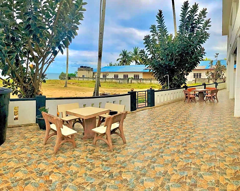 Aqil Beach Inn