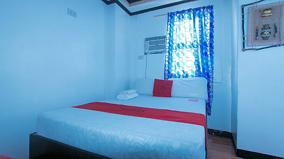 RedDoorz @ Minas Place 1 Tacloban