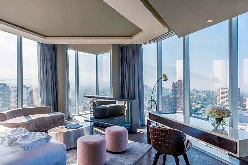 Icon Hotel
