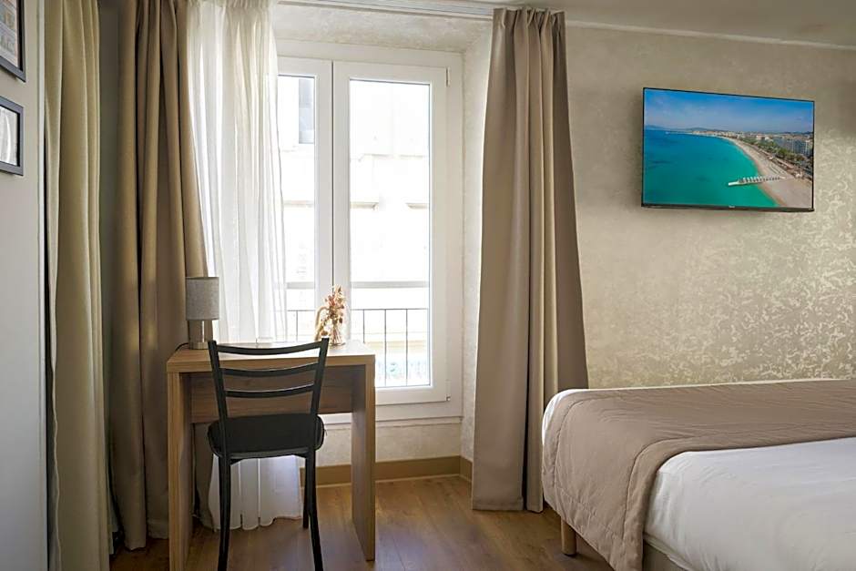Hotel Des Congres Et Festivals