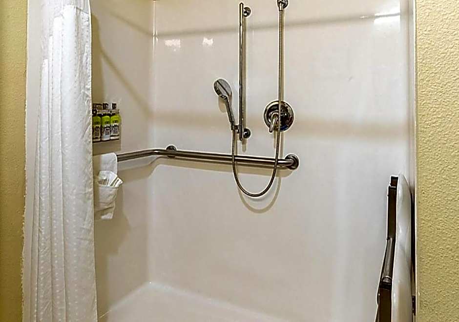 Holiday Inn Express & Suites Houston South - Pearland By IHG