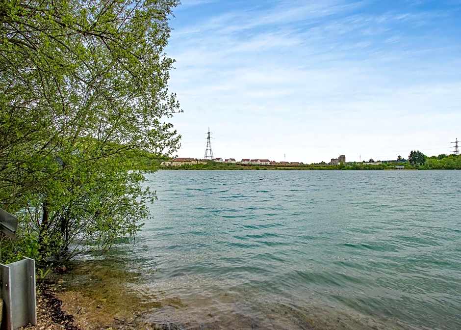 St Andrews Lakes