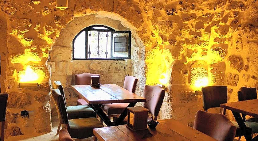 Mons Masius Boutique Hotel Teras