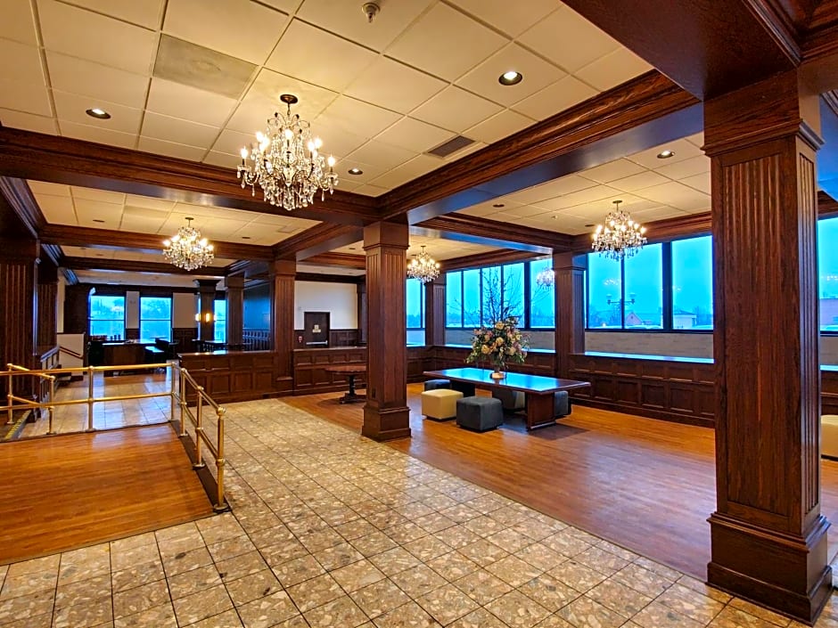 Ariel Broadway Hotel
